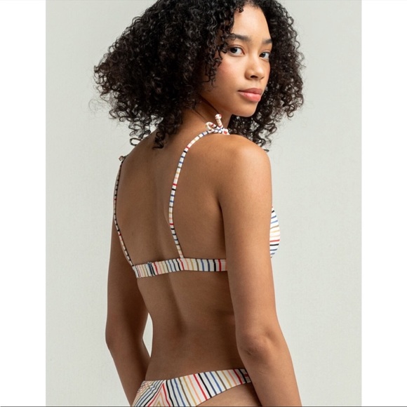 Billabong• Gimme Sun Tall Tri Bikini Top - Picture 7 of 12